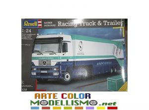 REVELL ITEM 7539 RACING SAUBER PETRONAS 1/24 SCALE SERIES TRUCKS TRAILER