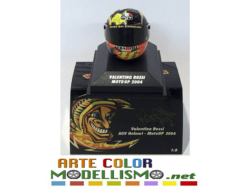 MINICHAMPS PMA ITEM 397 040046 CASCO / HELMET GP 2004 VALENTINO ROSSI 1/8 SCALE