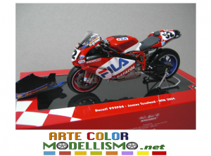 MINICHAMPS PMA ITEM 122040252 DUCATI 999 F04 WSB 2004 TOSELAND WORLD CHAMPION 1/12 SCALE