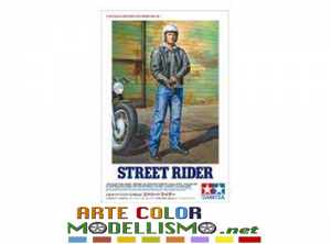 TAMIYA ITEM 14137 STREET RIDER PILOTA IN PIEDI MOTO BIKE scale kit 1/12
