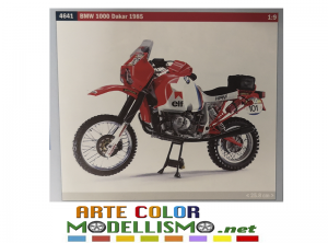 ITALERI 1/9 SCALE MODEL KIT ITEM 4641 BMW 1000 PARIGI DAKAR 1985
