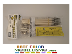 MR HOBBY ITEM GNZGT111  PAINTING CLIPS  PER VERNICIATURA 34 PCS